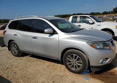 2016 Nissan Pathfinder S from USA, damaged, VIN 5N1AR2MN1GC663352